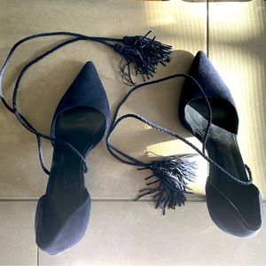 Jenni Kayne navy suede heels with tassels size 7 (37).